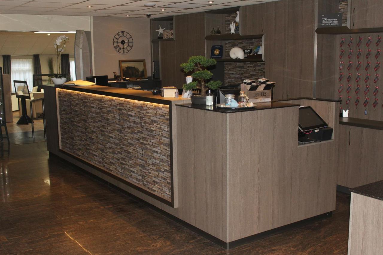 Hotel Restaurant 'T Klokje Renesse Kültér fotó