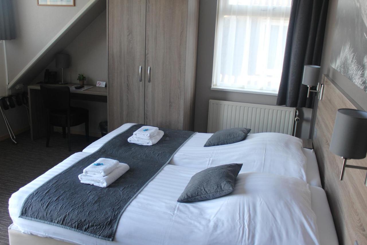 Hotel Restaurant 'T Klokje Renesse Kültér fotó