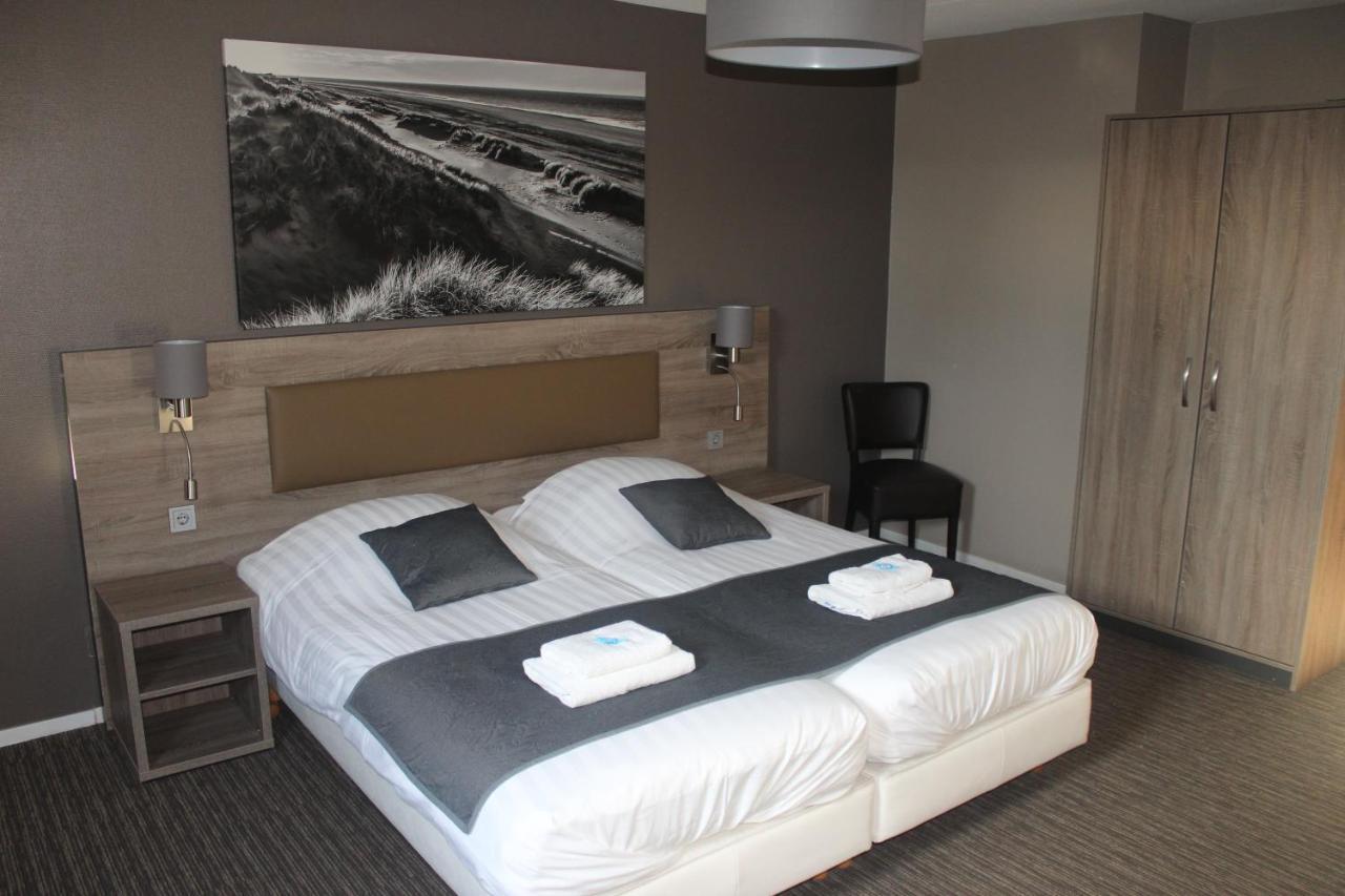 Hotel Restaurant 'T Klokje Renesse Kültér fotó