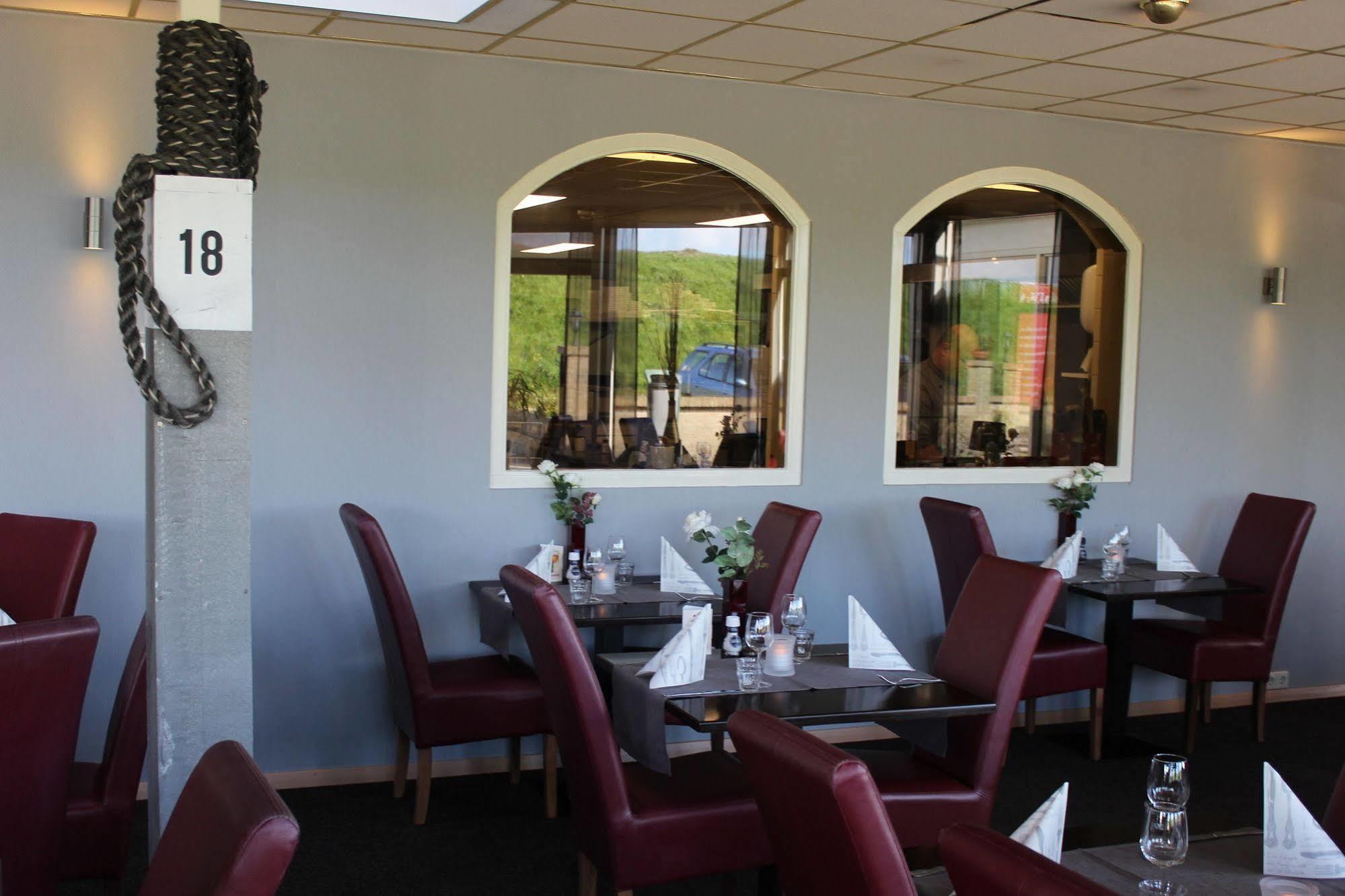 Hotel Restaurant 'T Klokje Renesse Kültér fotó