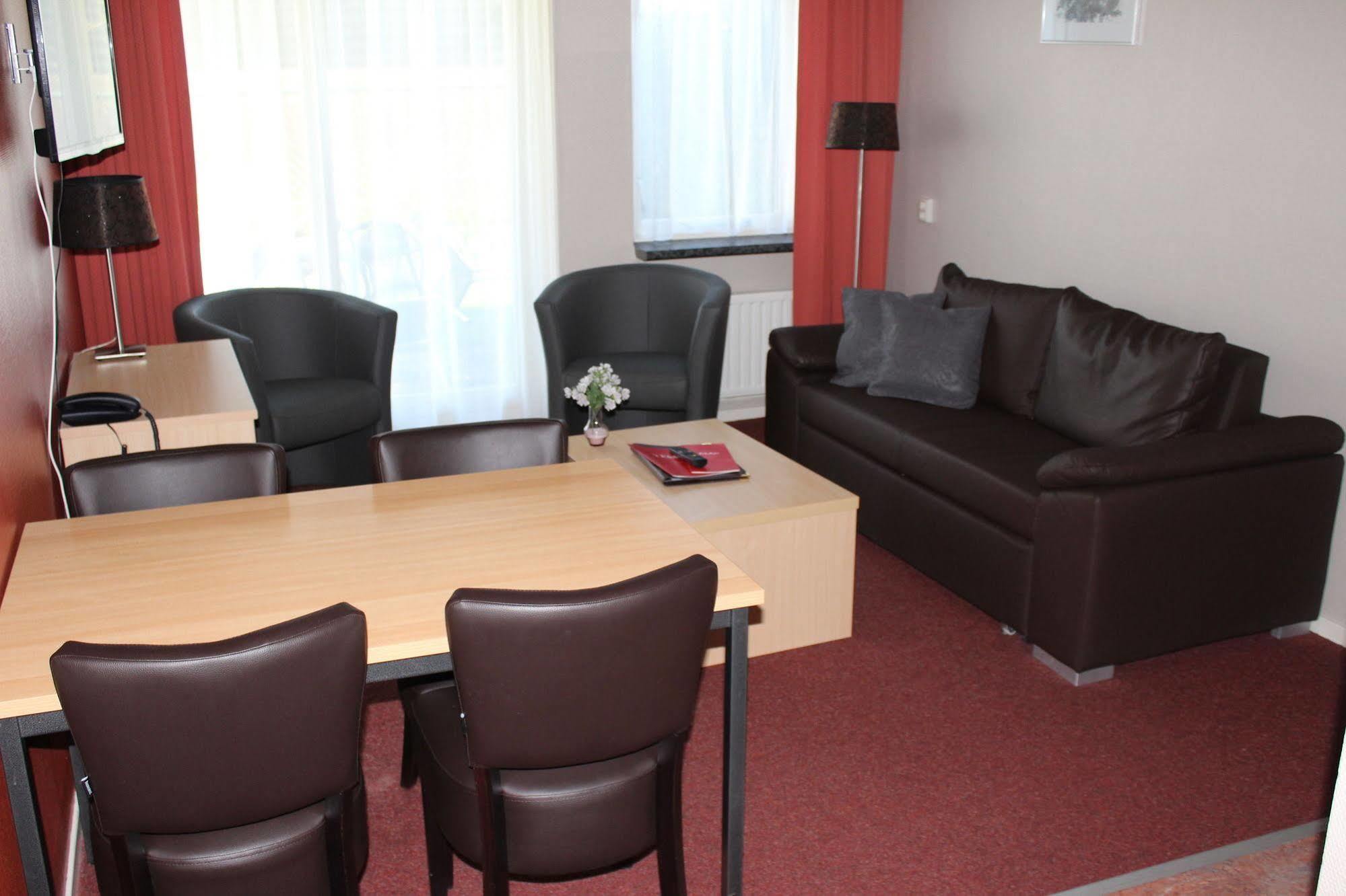 Hotel Restaurant 'T Klokje Renesse Kültér fotó